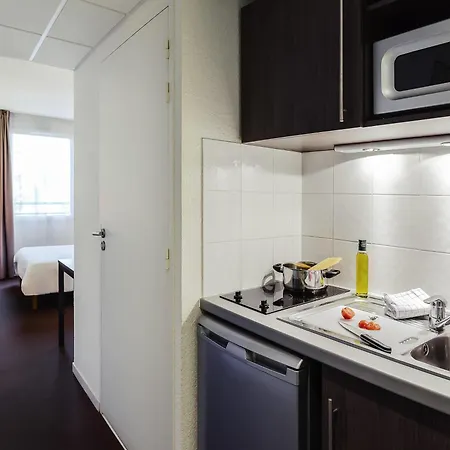Aparthotel Adagio Access Orléans-2